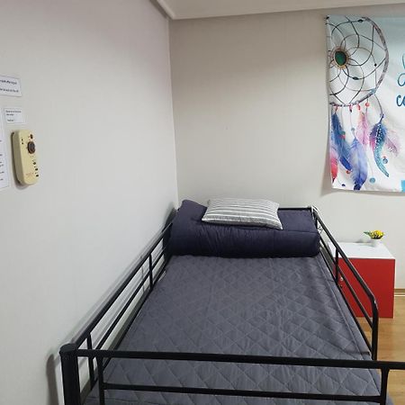 Silk Road Hostel Busan Exterior foto
